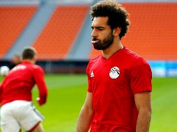 El jugador de la Selección egipcia, Mohamed Salah, participa en un entrenamiento del equipo en el estadio Ekaterinburg Arena, en Ekaterinburgo. EFE/K. Huesca