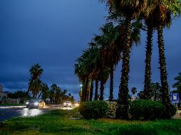 La Conagua informa que el meteoro actualmente se localiza a unos 170 kilómetros al sur del municipio de Huatabampo, al sur de Sonora. EFE / J. Reyes