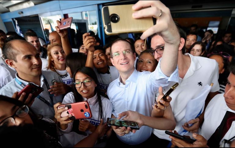El equipo de Ricardo Anaya comenzó a circular la versión de que el sitio web presentado durante el debate había recibido ataques provenientes de Rusia. SUN / A. Ojeda