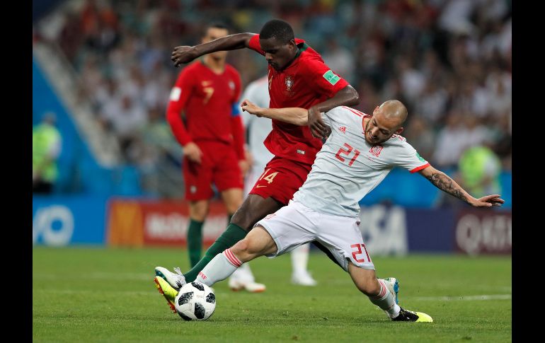 España mantuvo el dominio durante el partido pero también se mostraron distraídos por momentos. AP / F. Augstein