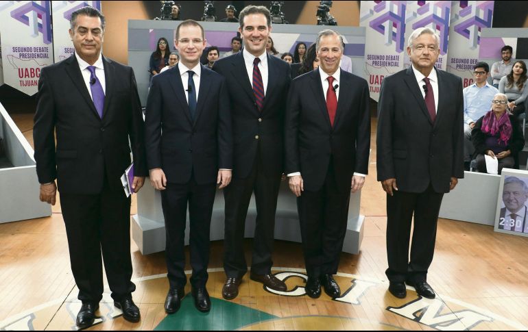 Los tres debates fueron difundidos en línea a través de la plataforma de videos YouTube, así como por Facebook y Twitter. NTX