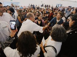 El candidato por la gubernatura busca lograr una refundación educativa en el Estado. FACEBOOK / Enrique Alfaro Ramírez