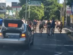 Unos 400 ciclistas participaron en la rodada. ESPECIAL / Bomberos de Guadalajara