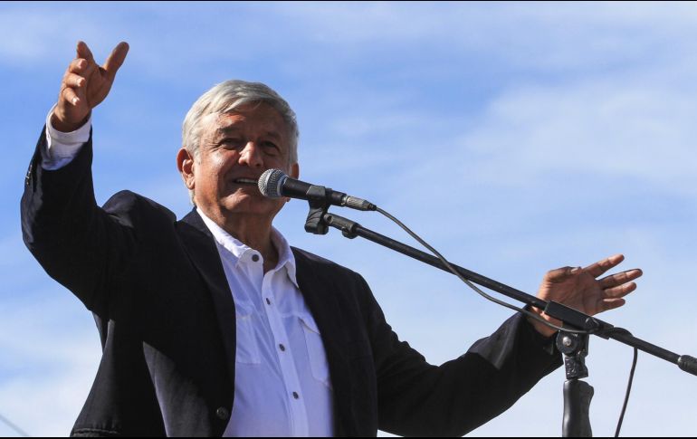 AMLO prometió que de ganar las elecciones protegerá a los animales, y afirmó que incluso 