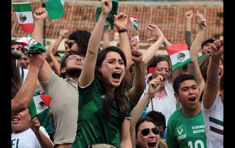 Decenas se reunieron en la plaza del atrio de la Catedral de San Cristóbal, en Chiapas.
