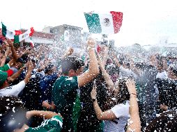 La Minerva se viste de verde tras triunfo de México