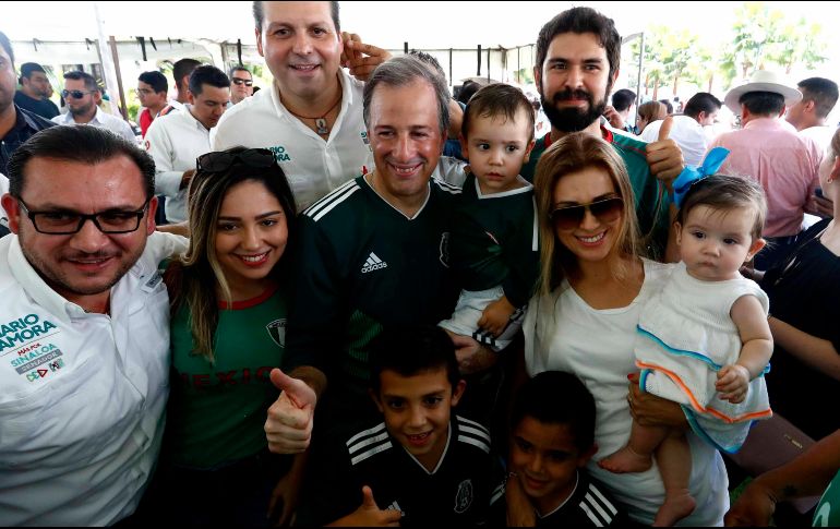 El candidato estuvo acompañado por el gobernador de Sinaloa, Quirino Ordaz Coppel. SUN / Y. Xolalpa