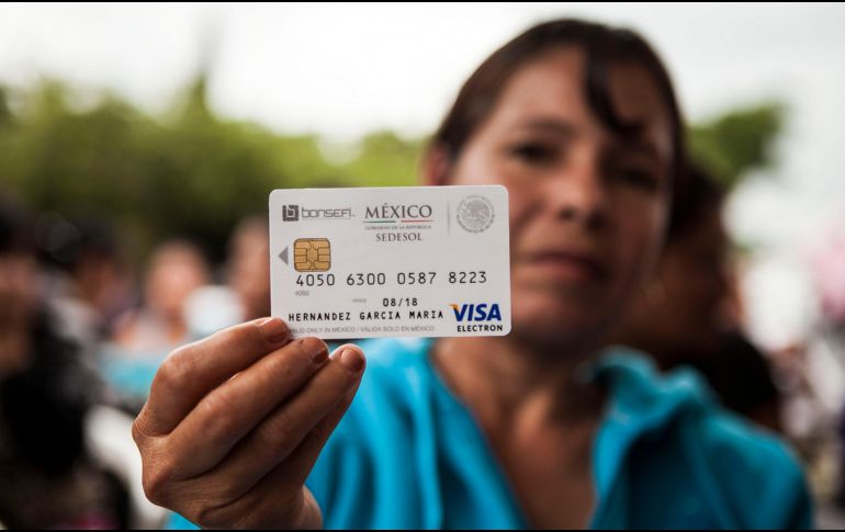 Es necesario que los candidatos que ofrecen más programas de asistencia social expliquen si los recursos serán suficientes. EL INFORMADOR/Archivo