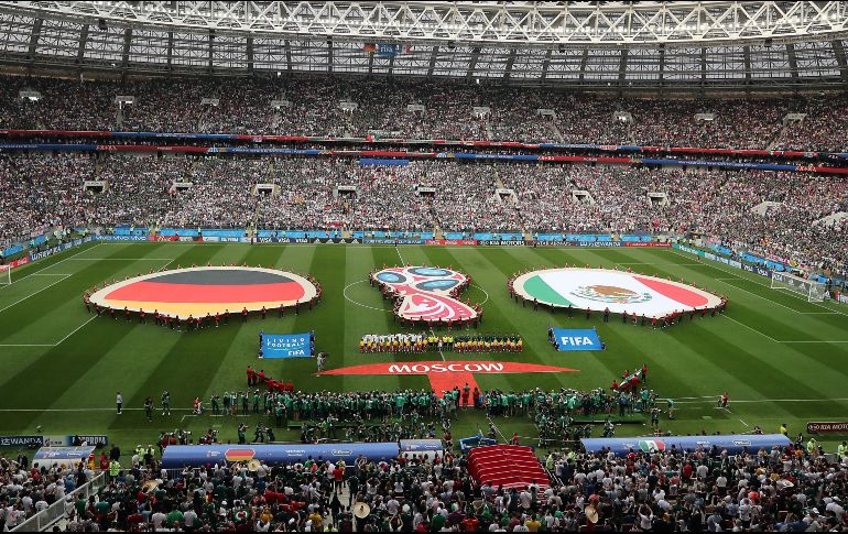 Piden a la afición en redes sociales que en caso de que el grito vuelva a aparecer en los partidos contra Corea y Suecia, las autoridades rusas tienen la certificación para retirarlos del estadio y detenerlos. EFE / Z. Kurtsikdze