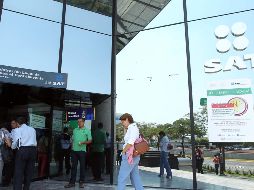 Usuarios del SAT podrán realizar sus trámites no solo acudiendo a las oficinas, sino desde el nuevo portal de internet. EL INFORMADOR / ARCHIVO