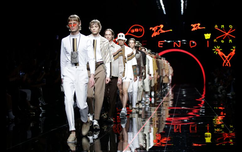 Modelos muestran diseños de Fendi en Milán, en la presentación de la colección primavera-Verano 2019. AP/L. Bruno