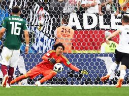 De acuerdo con datos de la FIFA, Ochoa terminó el encuentro con nueve salvadas, y así, dejó la portería quedó en ceros. EFE / ARCHIVO