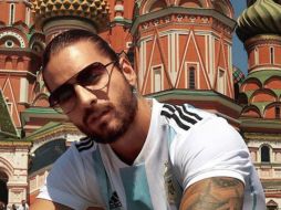 El artista utiliza su Instagram para compartir con sus seguidores sus momentos durante la fiesta del futbol. INSTAGRAM / MALUMA