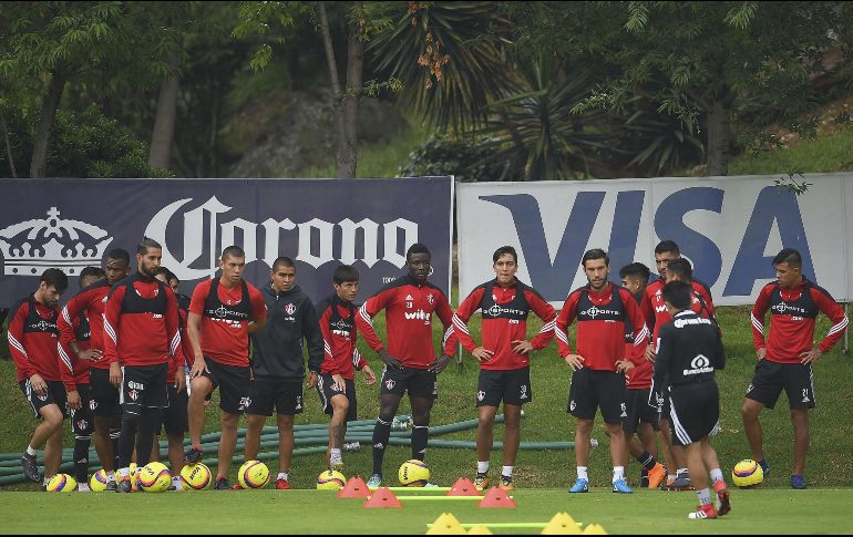 Vicente Espadas jugó un papel importante en el proceso de Juan Carlos Osorio con la Selección Mexicana y hasta el momento, su forma de trabajo ha caído bien en la plantilla de los Zorros. MEXSPORT / ARCHIVO