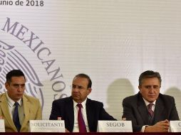 En conferencia de prensa Navarrete Prida reconoció que es difícil brindarles seguridad, sobre todo cuando no se tiene la disposición de los abanderados presidenciales. TWITTER / @navarreteprida