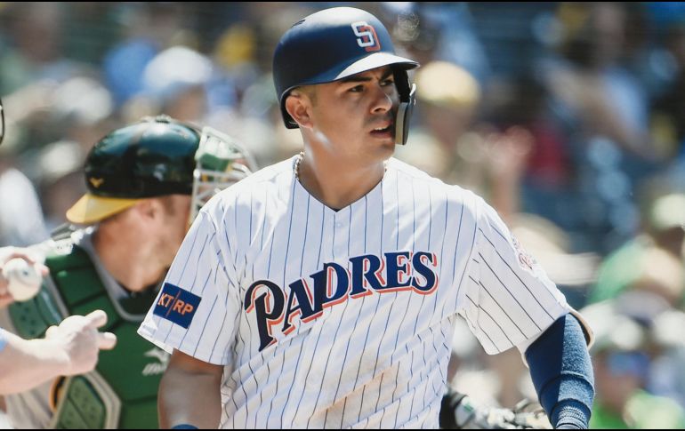 Christian Villanueva. El toletero tapatío volvió a lucir con el madero después de un letargo de varios partidos sin encontrar la bola. AFP