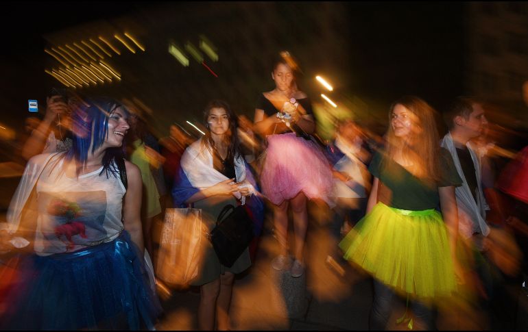 Este episodio no fue aislado. Varios hinchas provenientes de América Latina se han visto involucrados en comportamientos sexistas repudiables. EFE / F. Arrizabalaga