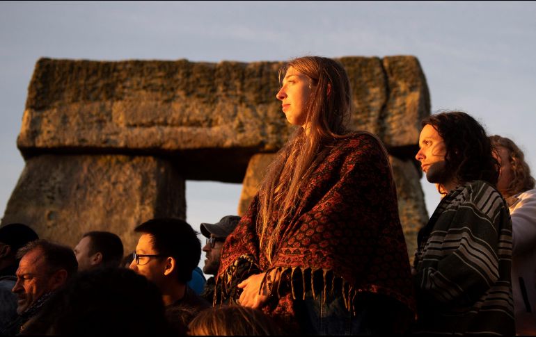 Miles de personas visitan el lugar coincidiendo con los solsticios de verano e invierno. EFE/ W. Oliver