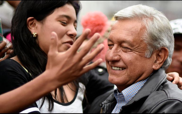 Para conseguir este objetivo, comenta el candidato, se terminaría con los lujos en el gobierno y así generar recursos. AFP / A. Estrella