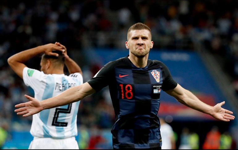 Con mejor futbol, Croacia dominó a Argentina y le complica su estancia en Rusia 2018 para la siguiente fase. EFE / F. Robichon