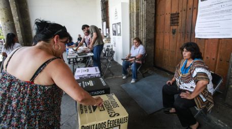 Durante la jornada electoral, nadie puede intimidarte o negarte el acceso a las casillas, además, de que es un delito destruir, sustraer o dañar material electoral. EL INFORMADOR / ARCHIVO