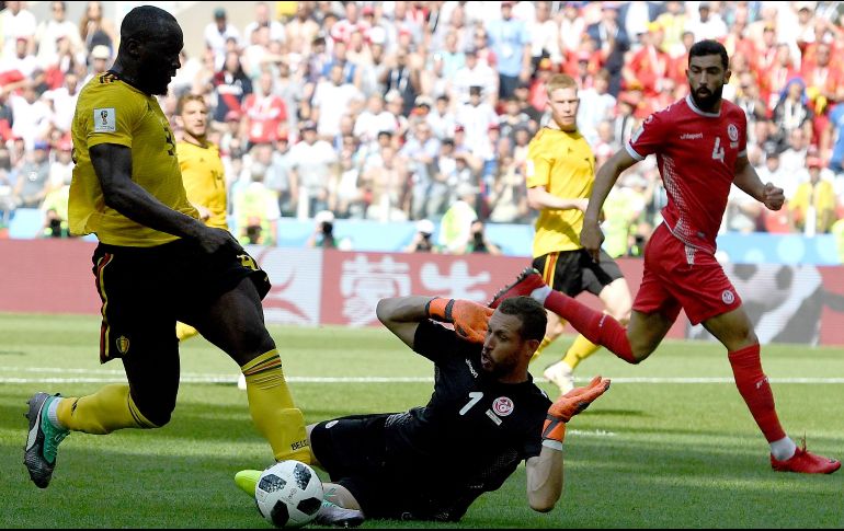 Romelu Lukaku llegó a cuatro goles en el torneo y comparte con Cristiano Ronaldo la punta en la tabla de los mejores anotadores en Rusia. EFE / F. Arrizabalaga