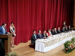 A partir de este año, se entrega por primera vez la Medalla al Mérito Profesional en Ingeniería “Ambrosio Ulloa González”. TWITTER/JLTostadoB