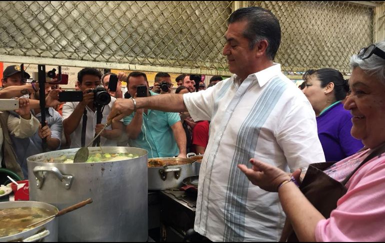 El independiente llamó a la gente libre darle una lección a los partidos políticos el próximo 1 de julio. SUN / A. Morales