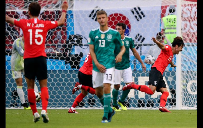 Pese a que prácticamente no tenía posibilidades de clasificar, Corea del Sur puso todo de sí y logró la hazaña de vencer a Alemania por 2-0. AP / T. Stavrakis