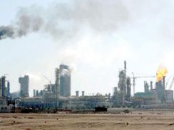  Los volúmenes de exportación aumentaron el año pasado y comenzaron a alcanzar en forma rutinaria al menos dos millones de barriles por día para fines del año pasado. NTX/ ARCHIVO