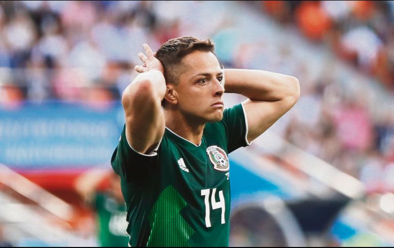 Javier Hernández y el equipo mexicano se vieron superados por los suecos y con los justo consiguen el pase a los Octavos de Final, donde se verán las caras frente a Brasil. EFE/R. Malasig