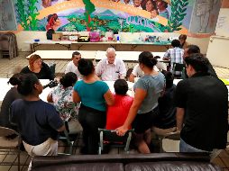 La Armada de los Estados Unidos ya trabaja en el acondicionamiento y construcción de campamentos temporales. AP/M. York