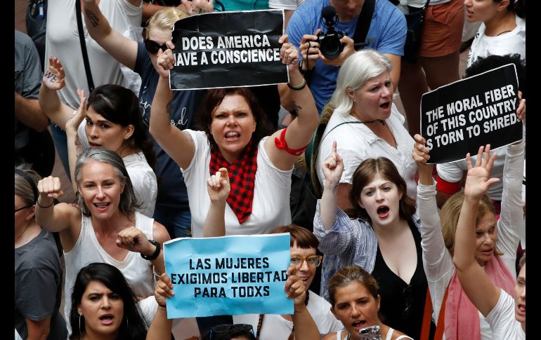 Las mujeres fueron arrestadas, procesadas y liberadas en el lugar de los hechos. AP/ J. Scott