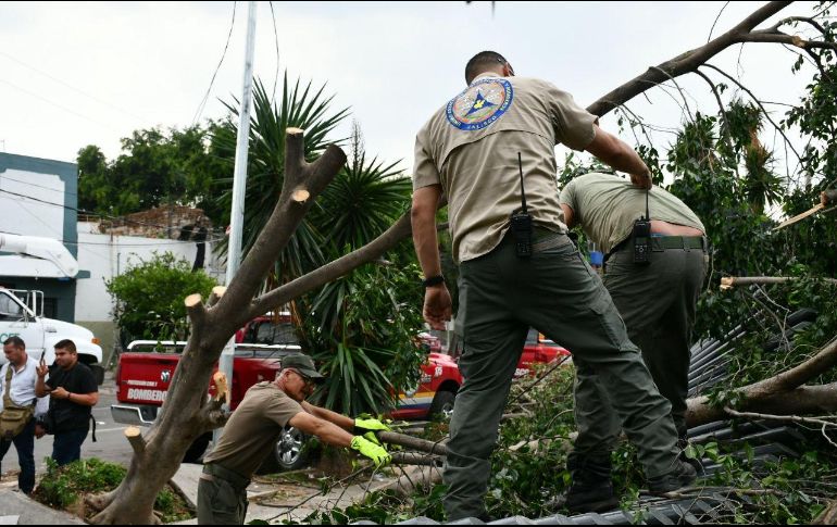 Las lluvias de ayer generaron afectación a 24 casas de la colonia Alcalde Barranquitas, y se registraron encharcamientos en la vía pública en colonias como Tetlán Río, Monumental y San Carlos. ESPECIAL/ Protección Civil Jalisco
