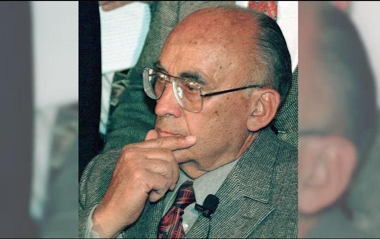 A Echeverría Álvarez le es suministrado oxígeno y antibióticos para tratar sus problemas en las vías respiratorias. NTX/ ARCHIVO