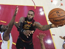 LeBron tiene en la mira franquicias como Lakers, Rockets y 76ers. AP/G. Shamus