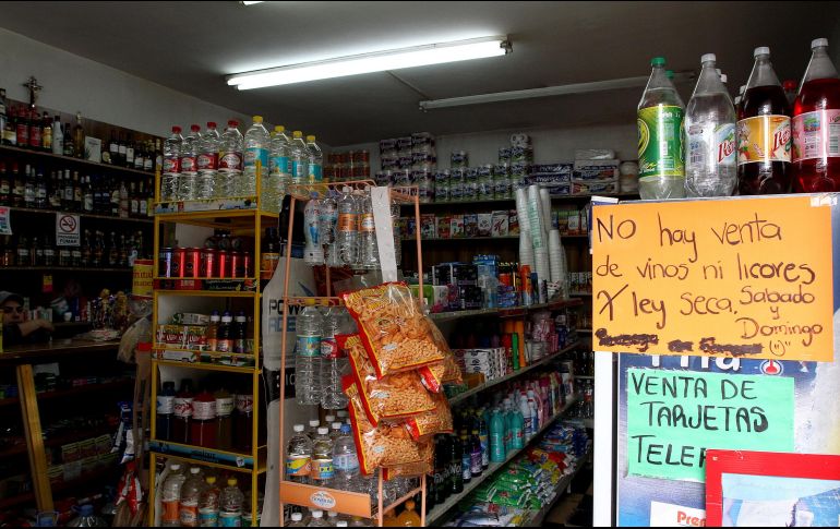 Las preguntas de los usuarios rondan en ¿cuándo empezará la Ley seca? y ¿cuándo terminará dicha Ley? EL INFORMADOR/ ARCHIVO