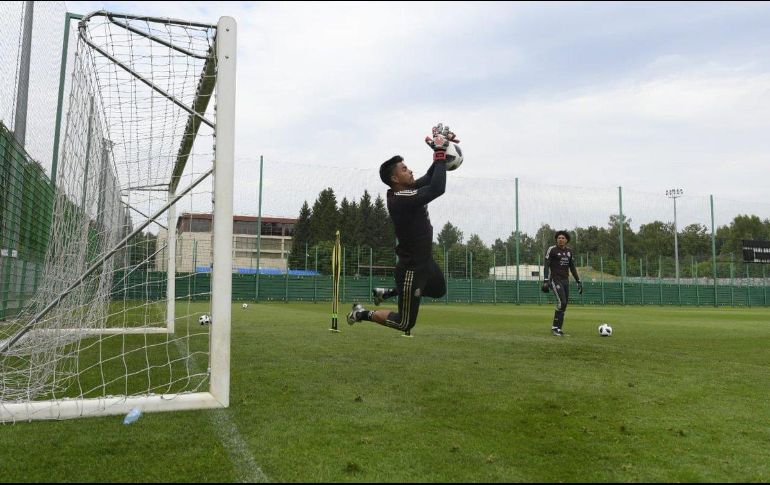 El entrenador Juan Carlos Osorio podría optar por dar entrada a otros jugadores que no han tenido mucha participación en este Mundial. TWITTER / @miseleccionmx