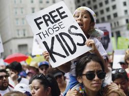 Miles de estadounidenses salieron a las calles a denunciar la política de “cero tolerancia” con los inmigrantes ilegales. AFP