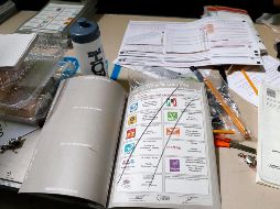 El Partido Revolucionario Institucional (PRI) fue relegado y no consigue ganar ningún distrito. SUN / ARCHIVO