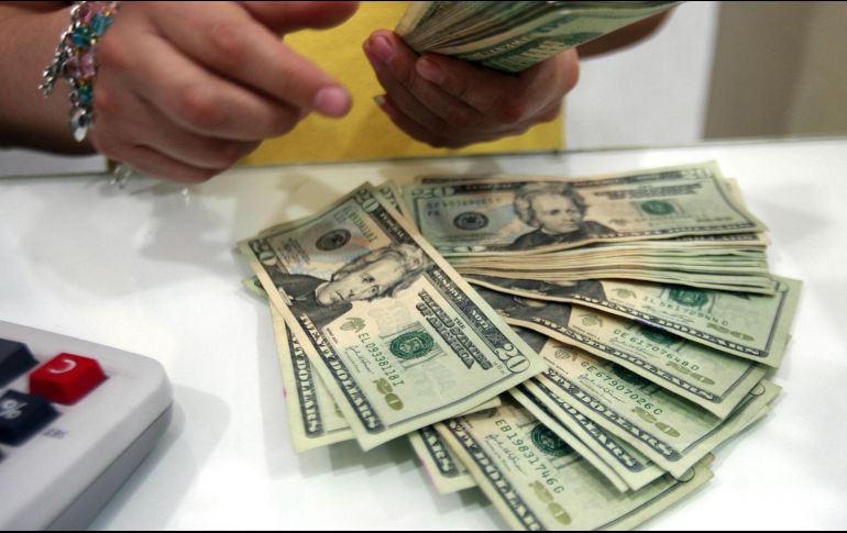 El tipo de cambio es de 19.4284 pesos, según el Banco de México. EL INFORMADOR / ARCHIVO