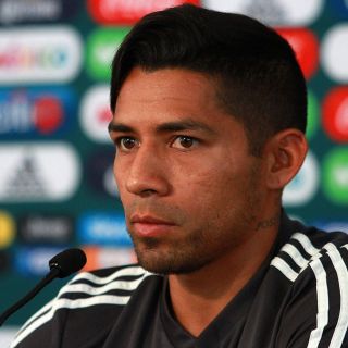 Javier Aquino se dice ''triste y dolido'' por no jugar en Rusia