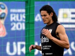 Cavani había sido incluido inicialmente por la Asociación Uruguaya de Futbol (AUF) en su lista de suplentes del partido, pero con la mención ''lesionado''. AFP / M. Bernetti
