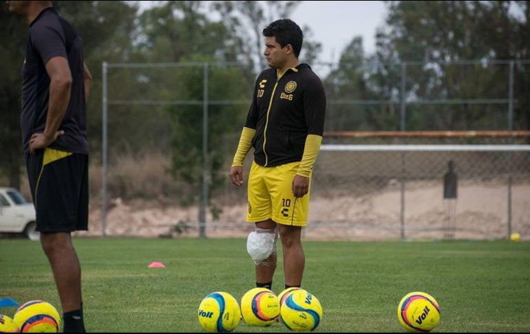 Fue en abril de 2017 cuando Jorge sufrió esta lesión por primera vez. Después de eso, 15 meses más tarde, el ''Gordo'' ya ha pasado por el quirófano en dos ocasiones. TWITTER / @LeonesNegrosCF