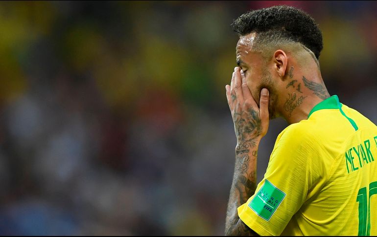 En redes sociales, los usuarios recordaron la derrota a 7-1 contra Alemania en el mundial del 2014, y no dejaron de notar que las banderas belgas y alemanas tienen los mismos colores. AFP / M. VATSVAYANA