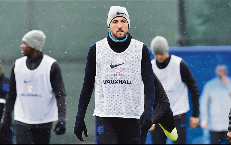El delantero inglés Harry Kane es el actual líder de goleo de la Copa del Mundo y ante Suecia buscará incrementar su cuota. EFE