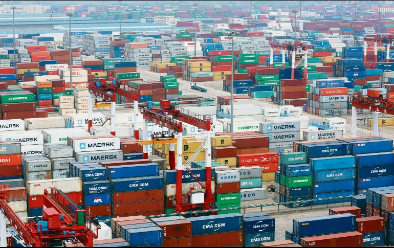 Pesos pesados. El año pasado, el déficit comercial de Estados Unidos con China alcanzó 372 mil 200 millones de dólares. EFE