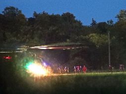 La madrugada del domingo cuatro niños fueron rescatados; ocho permanecen aún en la cueva, junto a su entrenador de 25 años. EFE / R. Yongrit