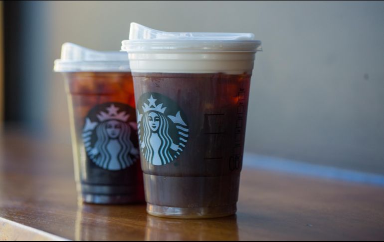 En México se trabajará para que este cambio se implemente lo antes posible, con el compromiso de cumplir este propósito antes de 2020. ESPECIAL / Starbucks