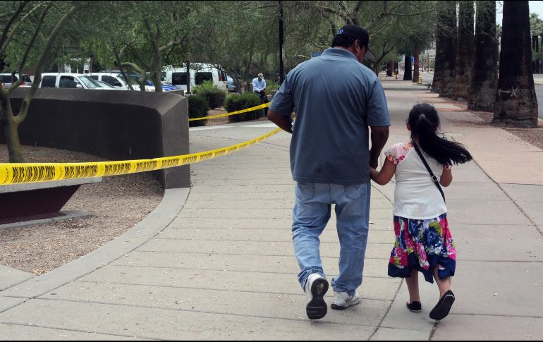 El gobierno enfrenta un segundo plazo para reunir a unos dos mil niños mayores a cinco años con sus familias. EFE/ B. Limón